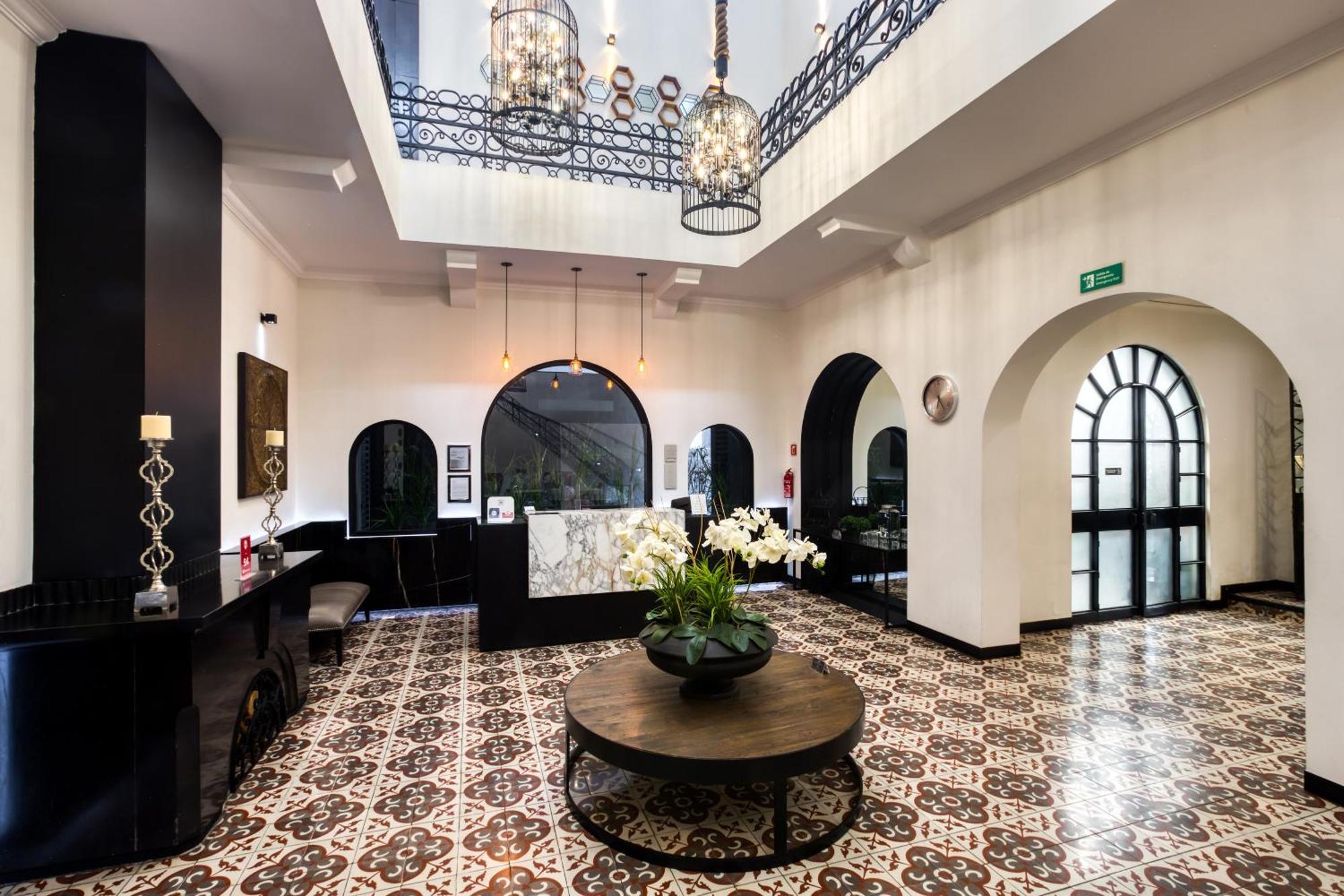 Hotel Ar 218 By Uliv 4*